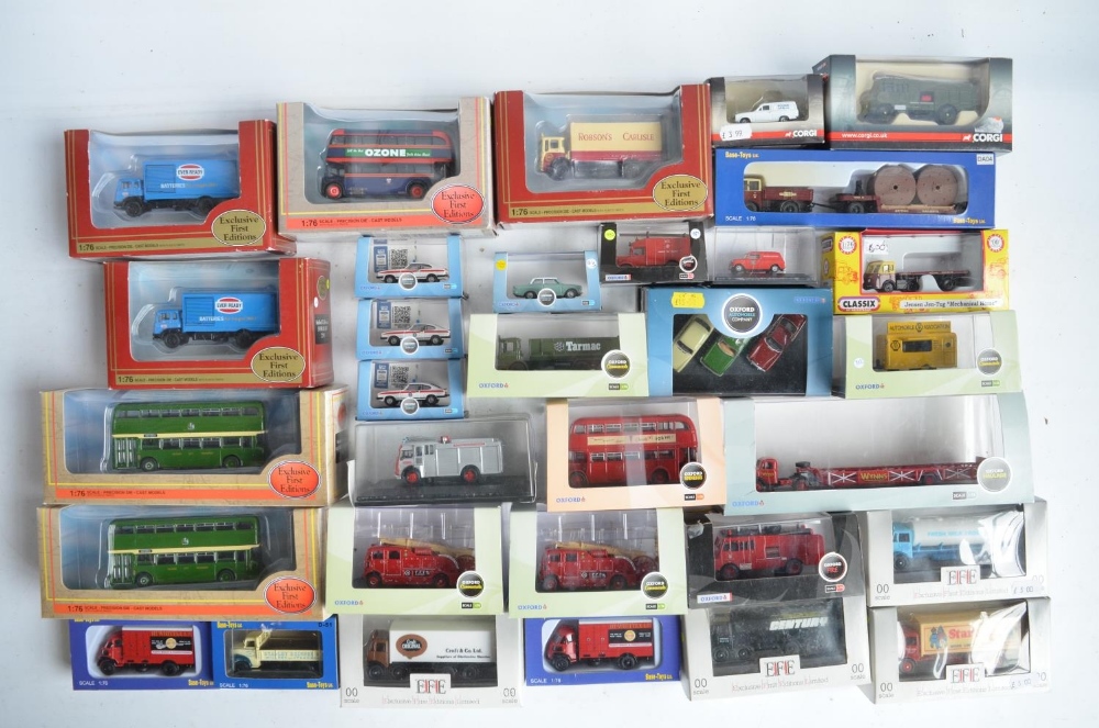 Collection of 1/76 scale (OO gauge) diecast model vehicles and vehicle sets from EFE, Corgi, Base-