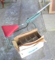 Manual clay trap with seat. Small collection of clays