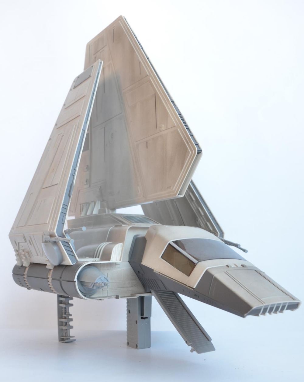 Large scale Imperial Shuttle (Return Of The Jedi) from Hasbro (C-005A). Model in excellent - Bild 7 aus 9