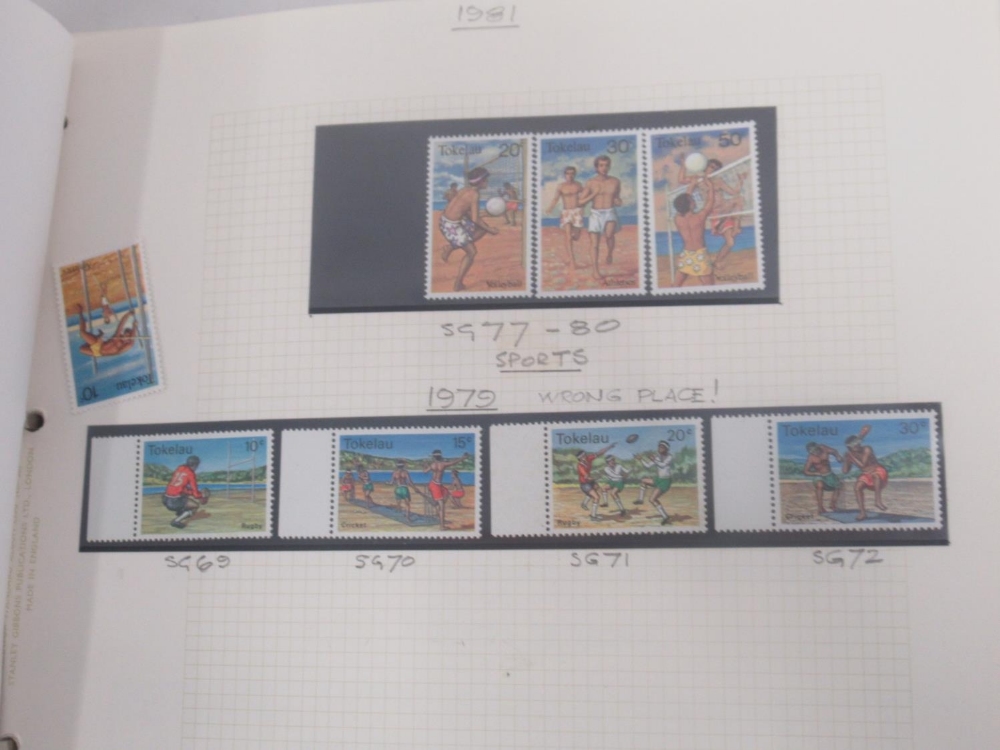 Prinz folder cont. stamps from the Ross Dependency, Tokelau, Niue, Western Samoa & Cook Islands, - Bild 5 aus 10
