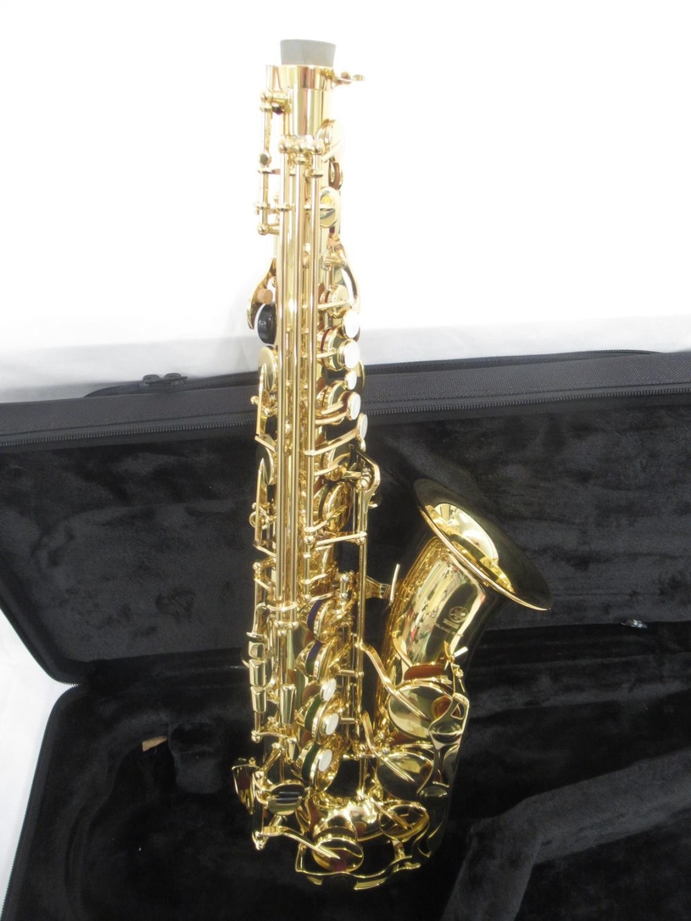 A Yamaha brass alto saxophone YAS-280 serial number L43232, Made in Indonesia, with accessories in - Image 3 of 6