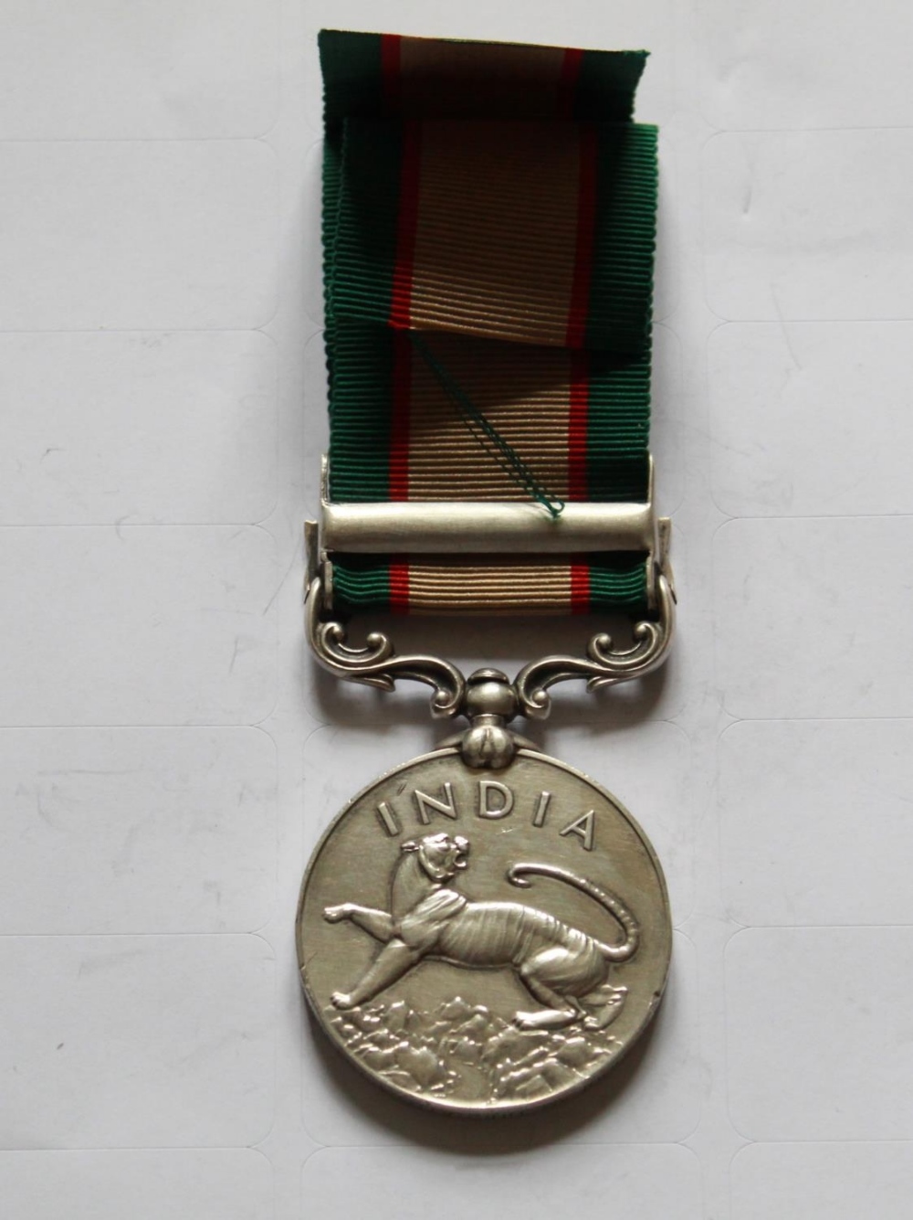 Indian General Service Medal. To 11492 Sepoy Ghulam Hussain. 4th Battalion, 8th Punjab Regiment. - Bild 2 aus 3