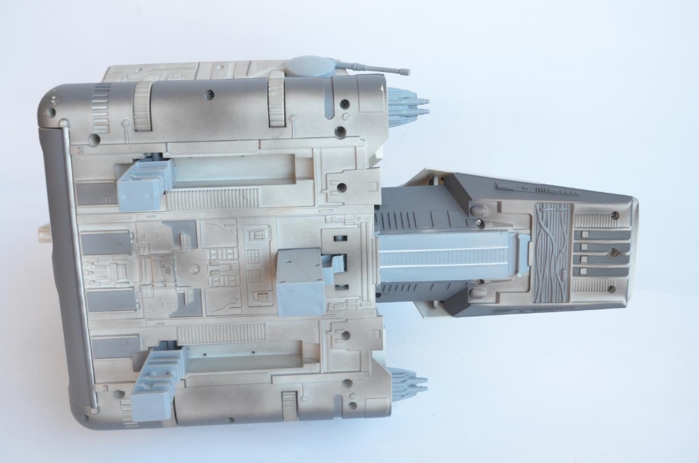 Large scale Imperial Shuttle (Return Of The Jedi) from Hasbro (C-005A). Model in excellent - Bild 4 aus 9