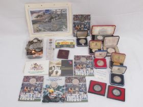 Assorted collection of GB and International coins, to inc. some silver proof coins, and cased coins