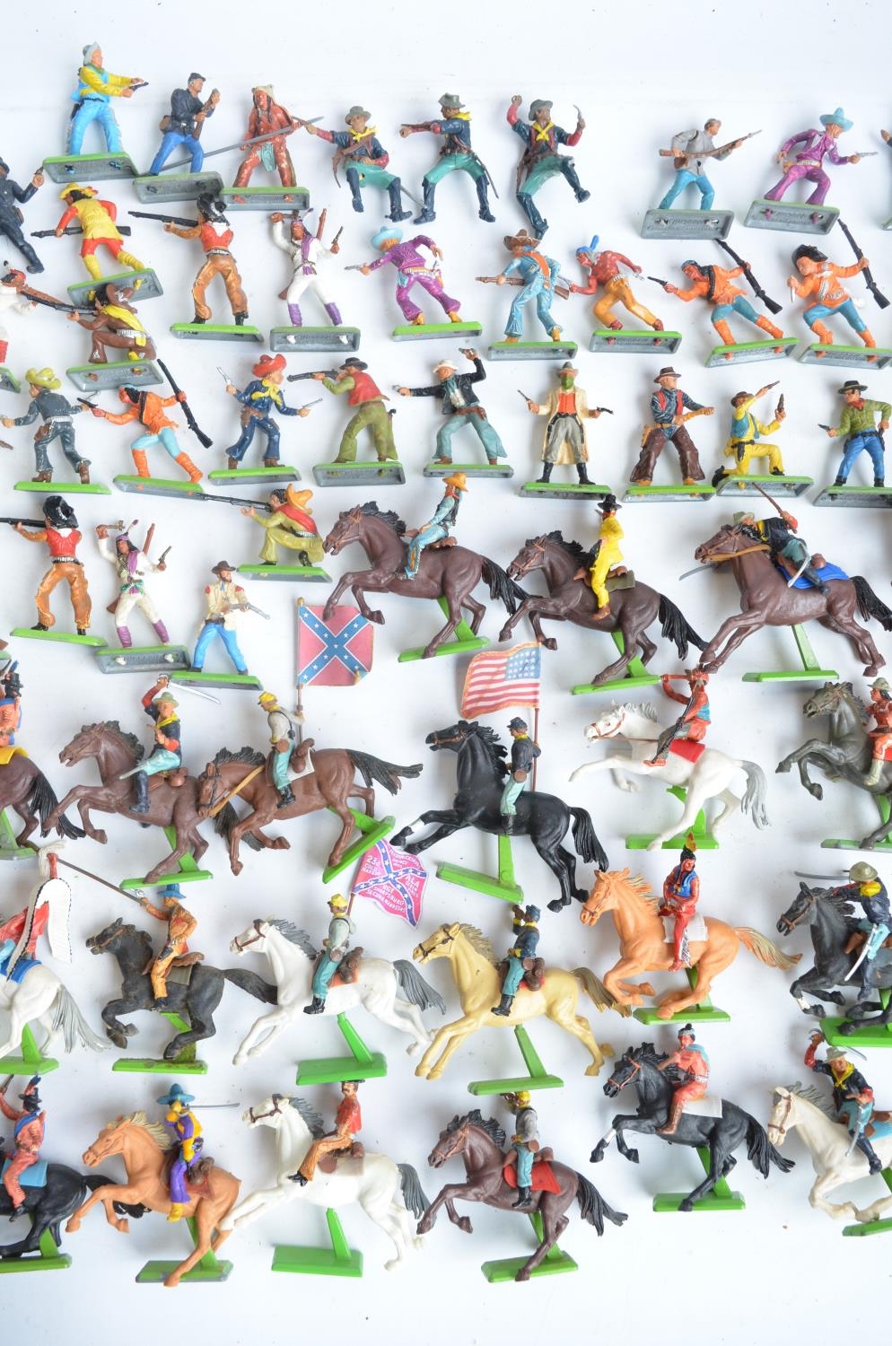 Collection of Britain's Deetail Cowboys, Indians and American Civil War toy soldiers including - Image 3 of 6