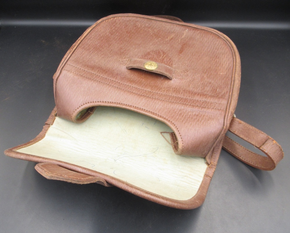 Vintage Wetherall of Bond Street leather cartridge bag. With minor age-related wear to - Bild 4 aus 4