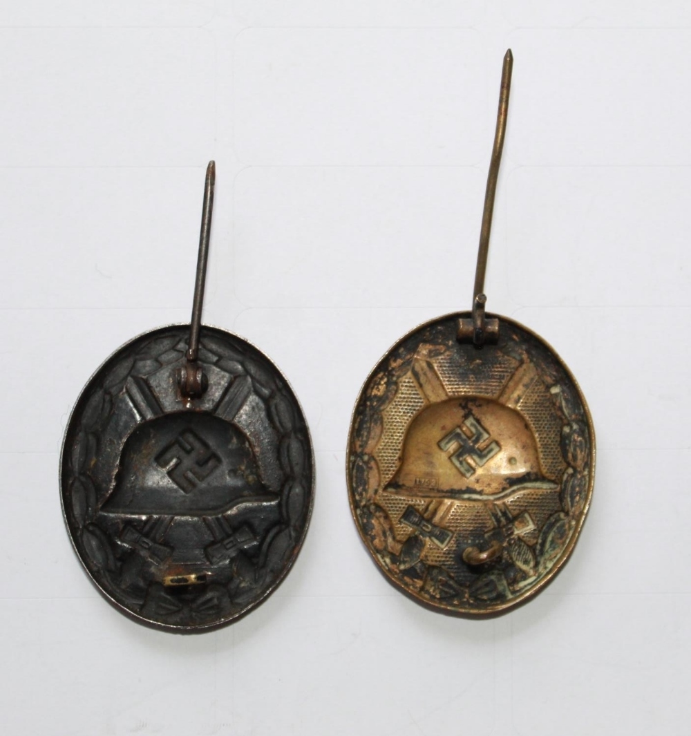 Two WWII Wound Badges, in very good condition with both pins intact. - Image 2 of 2