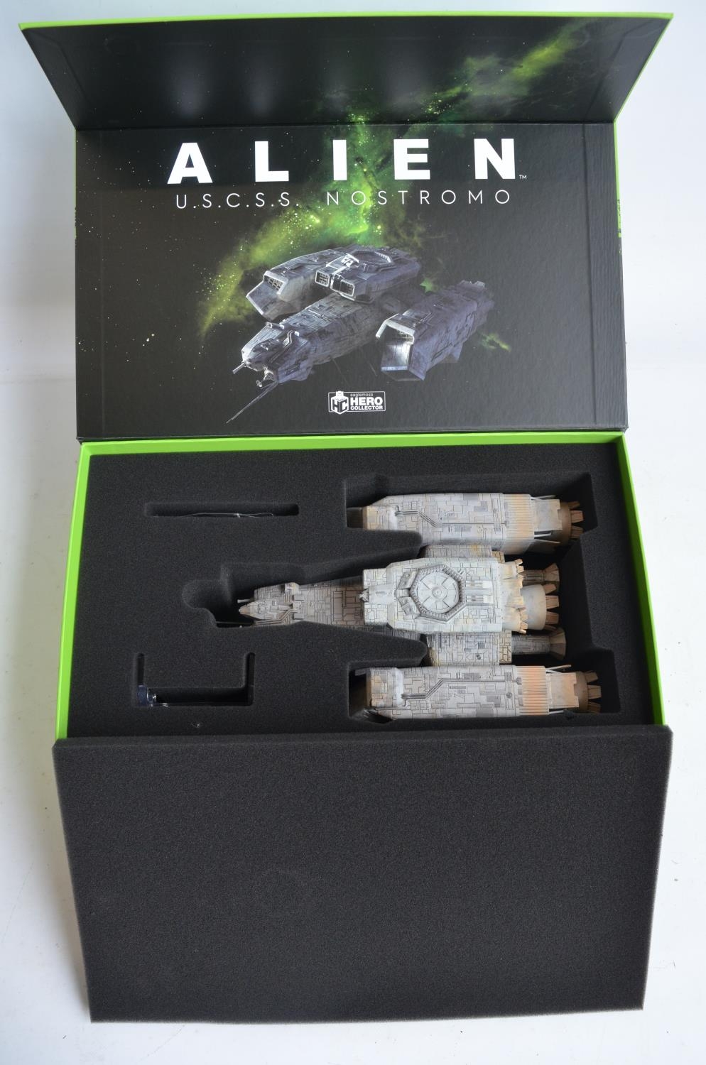 Two boxed Eaglemoss Hero Collector series models from the films Alien, and Aliens to include USCSS - Image 2 of 11