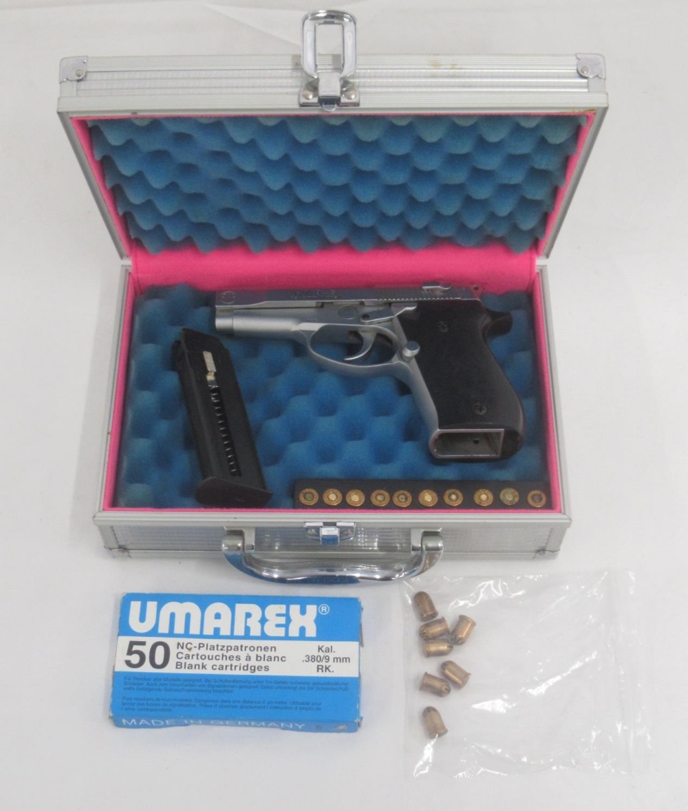 Weihrauch HW 94 S Kal.9mm blank firing pistol, with 7 rnd magazine, in metal case, with Umarex 50