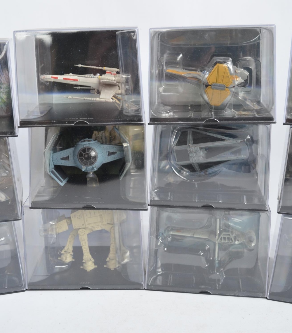 Seventeen cased Star Wars models from DeAgostini (cases unopened/factory sealed) with a binder of - Image 3 of 7