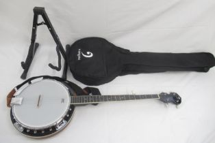 Vangoa 5 string banjo, with Vangoa black travel bag and banjo stand