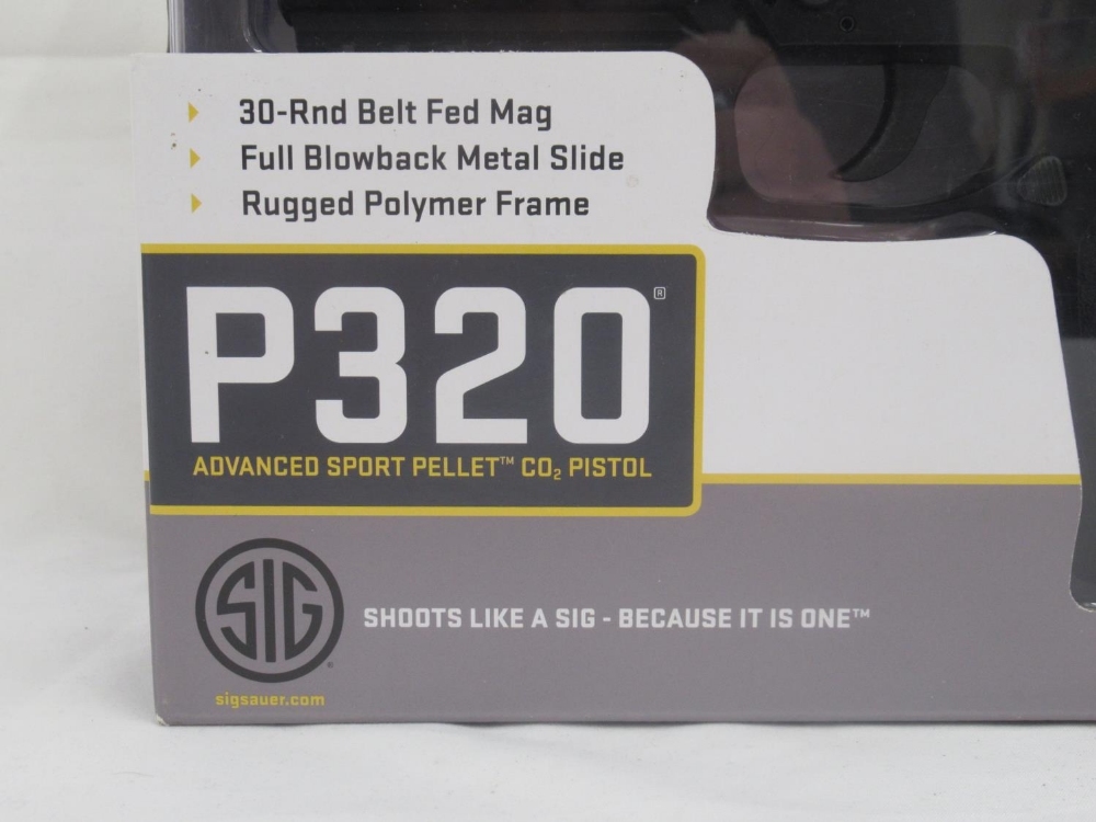Sig Sauer P320 .177 CO2 air pistol with 30 rnd belt fed magazine, in original box - Image 2 of 8