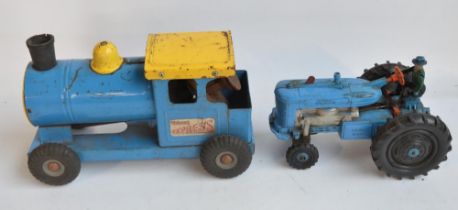 Vintage battery operated Reversible Diesel Electric tractor model by Marx (corrosion to battery