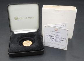 Jubilee Mint - Queen Elizabeth The 2015 United Kingdom 22ct gold Sovereign, with COA and case