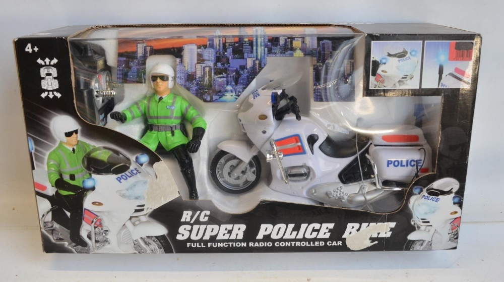 Collection of boxed radio controlled aircraft, helicopters, Police motorbike, a Cady Wini gesture - Image 9 of 12