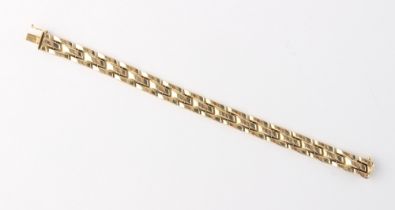 Property of a lady - a modern 14ct yellow gold link bracelet, 7ins. (18cms.) long, approximately