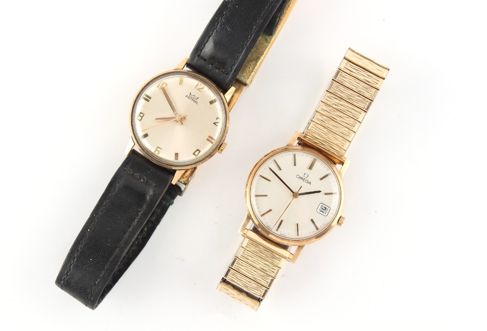 Property of a deceased estate - a 1970's gentleman's Astral 9ct yellow gold cased wristwatch, 33mm