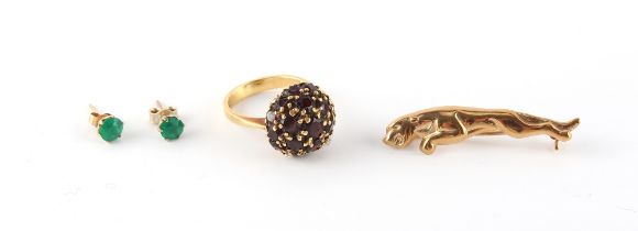 Property of a deceased estate - an 18ct yellow gold garnet cluster ring, approximately 7.1 grams,