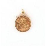 Property of a deceased estate - gold coin - a 1979 QEII gold full sovereign, in 9ct gold pendant