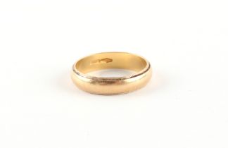 Property of a deceased estate - an 18ct yellow gold wedding ring, approximately 4.1 grams, size N.