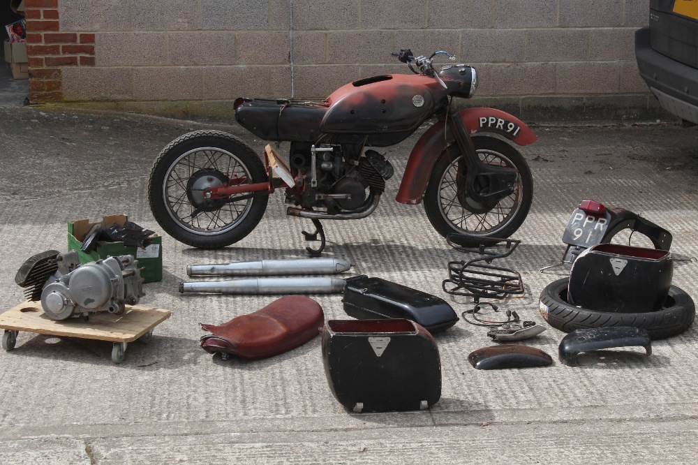 Property of a deceased estate - classic motorcycle or motorbike - an Ariel motorbike, registration