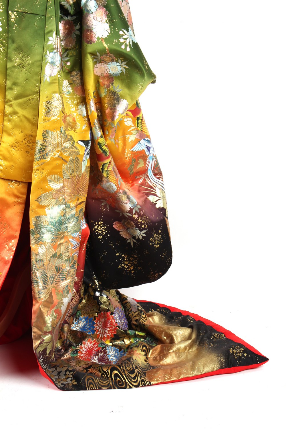 Property of a lady - a bright & colourful Japanese silk wedding kimono or robe. - Image 3 of 4