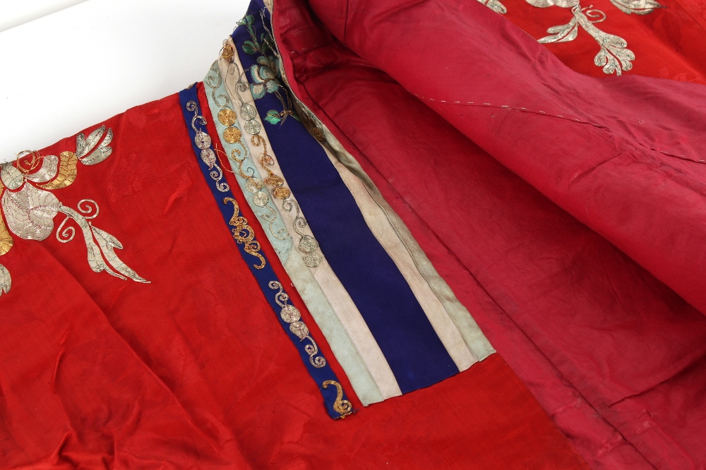 Property of a gentleman - an early 20th century Chinese lady's scarlet silk jacket or short robe, - Image 3 of 4