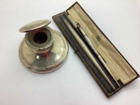 A Hallmarked Silver Dip Pen, (marks rubbed) allover engine turned, overall length 20cm, in