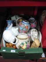 Sadler storage jars, cabinet plates etc :- One box.