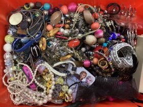 A Mixed Lot of Assorted Costume Jewellery, including necklaces, chains, bracelets, earrings,