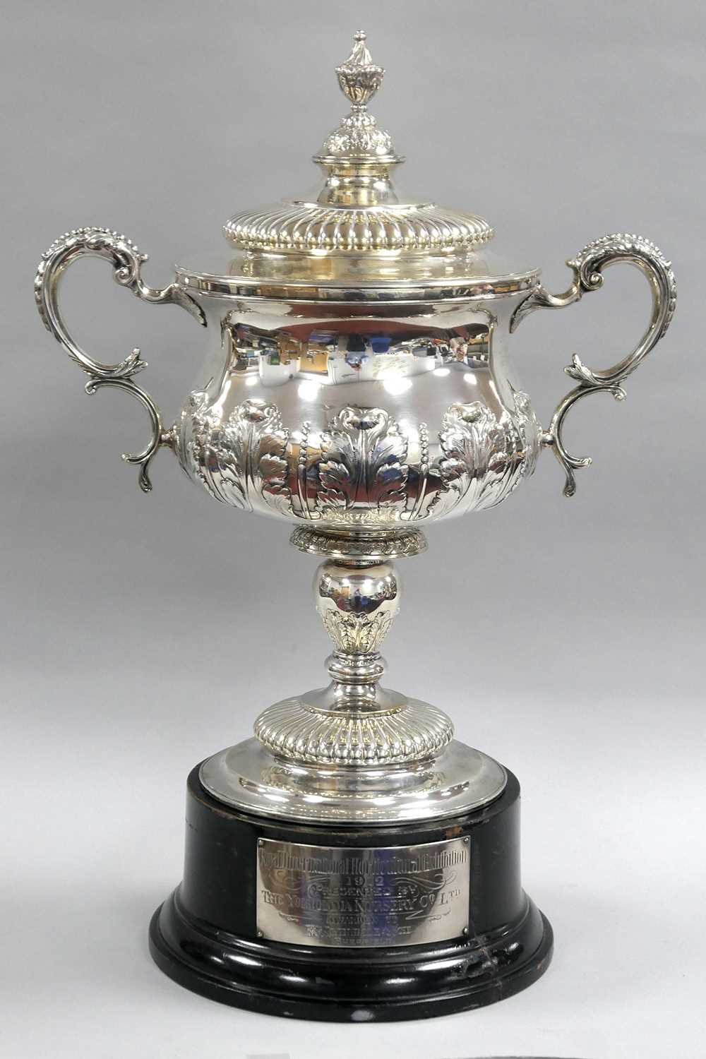 A Large Edwardian Hallmarked Silver Twin Handled Lidded Trophy Cup, Johnson, Walker & Tolhurst
