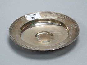 A Hallmarked Silver 'Armada' Dish, RC, London 1967, bering feature hallmarks, with reeded detail,