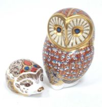 A Royal Crown Derby Porcelain Paperweight 'Barn Owl', gold stopper, date code for 1996, 11cm high