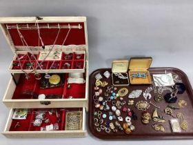 A Mixed Lot of Assorted Costume Jewellery, including Miracle and other brooches, clip on earrings,