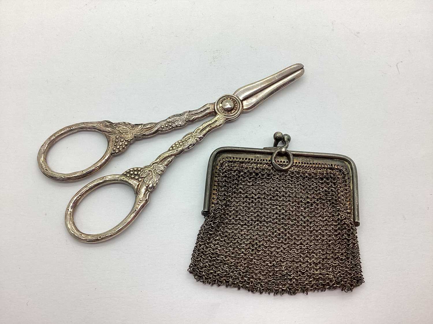 A Small Hallmarked Silver Mesh Link Purse, with internal hinged divide, frame 6.6cm wide; together