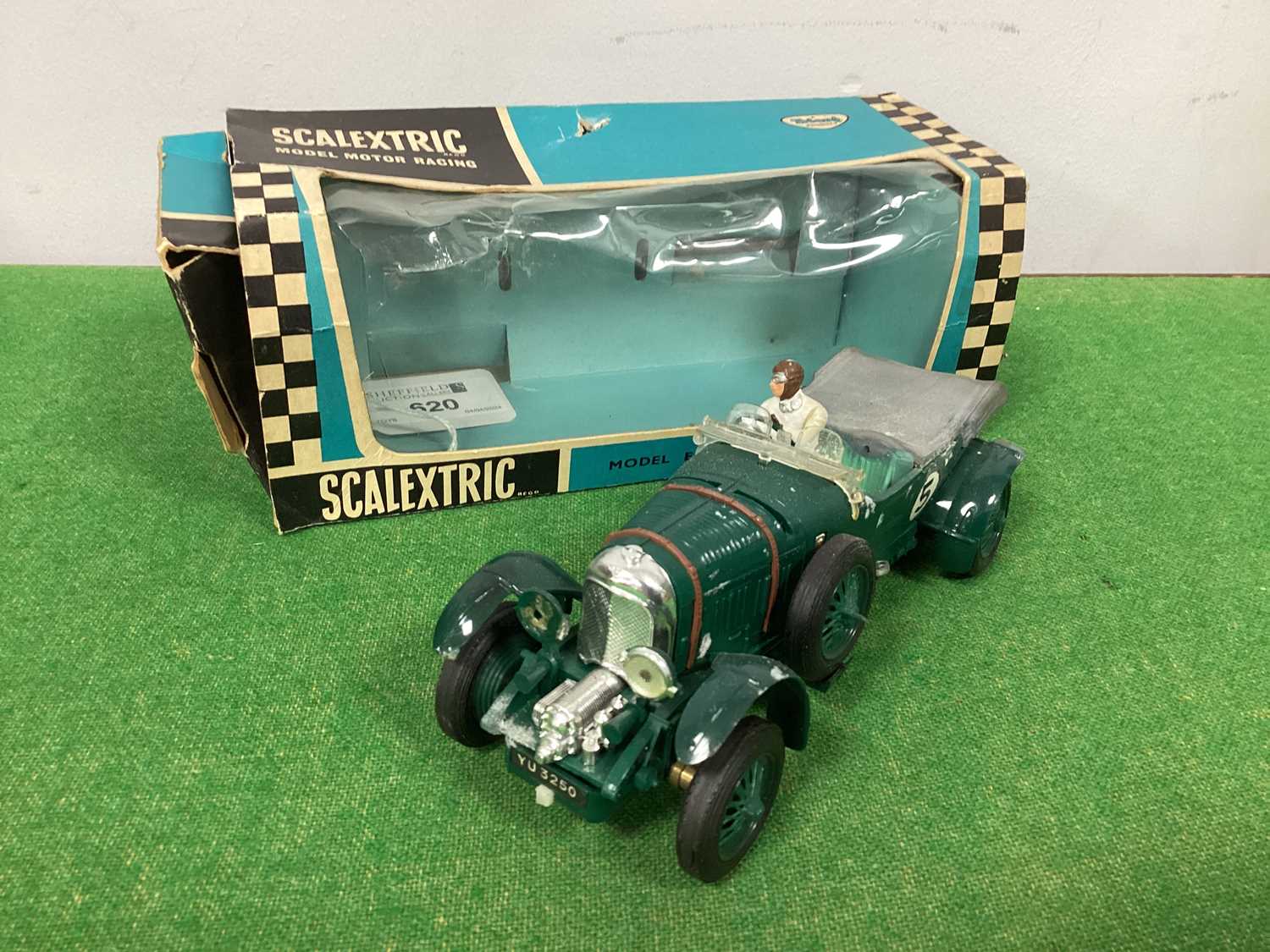 Original 1960's Scalextric No. C/64 Vintage Bentley (1929) green, some wear, slight bend on rear