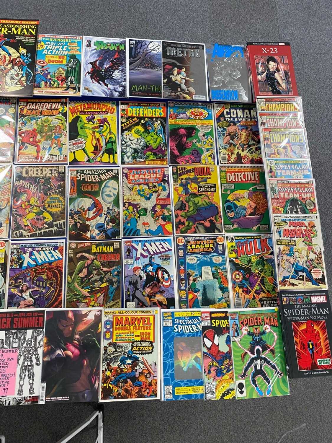 Approximately One Hundred and Sixty 1960's to Modern American Comic Books. To include comics by - Bild 4 aus 6