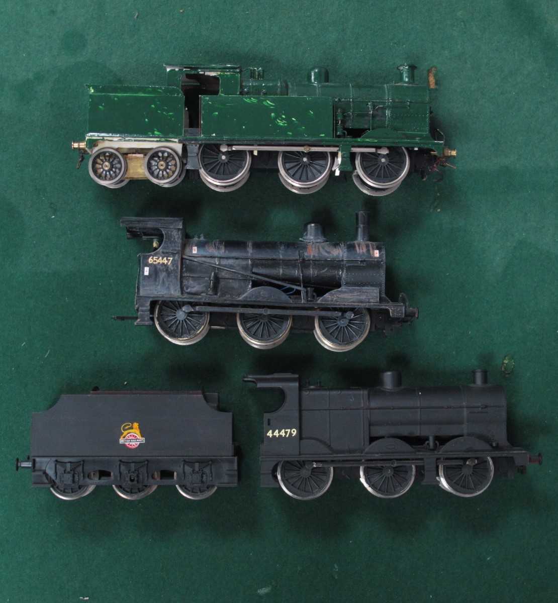 A Lima 'O' Gauge/7mm Class 4F 0-6-0 Steam Locomotive, with six wheel tender, BR black renumbered