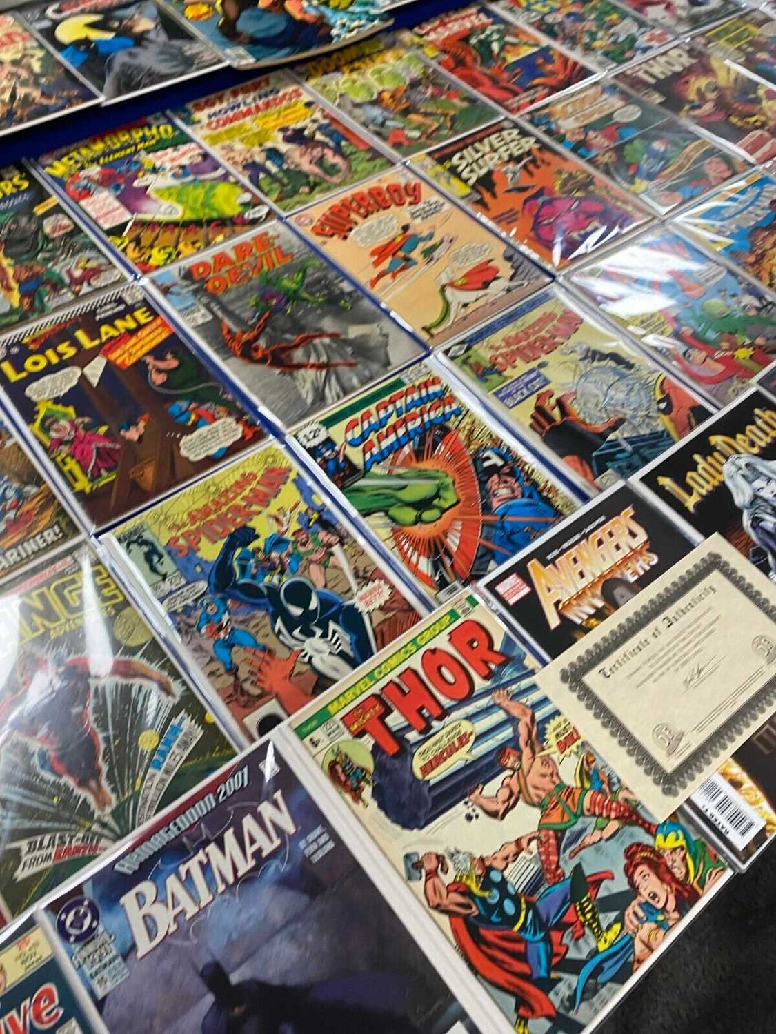 Approximately One Hundred and Sixty 1960's to Modern American Comic Books. To include comics by - Bild 4 aus 9