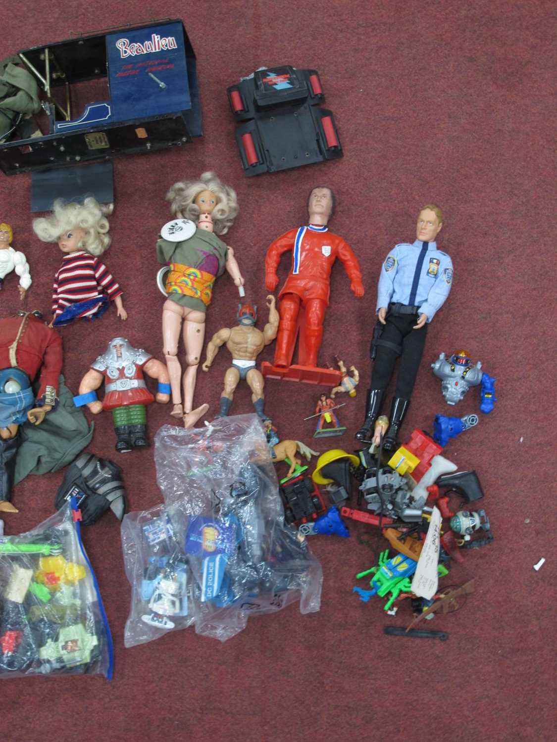 A Quantity of Action Figures, and similar items. - Image 4 of 4