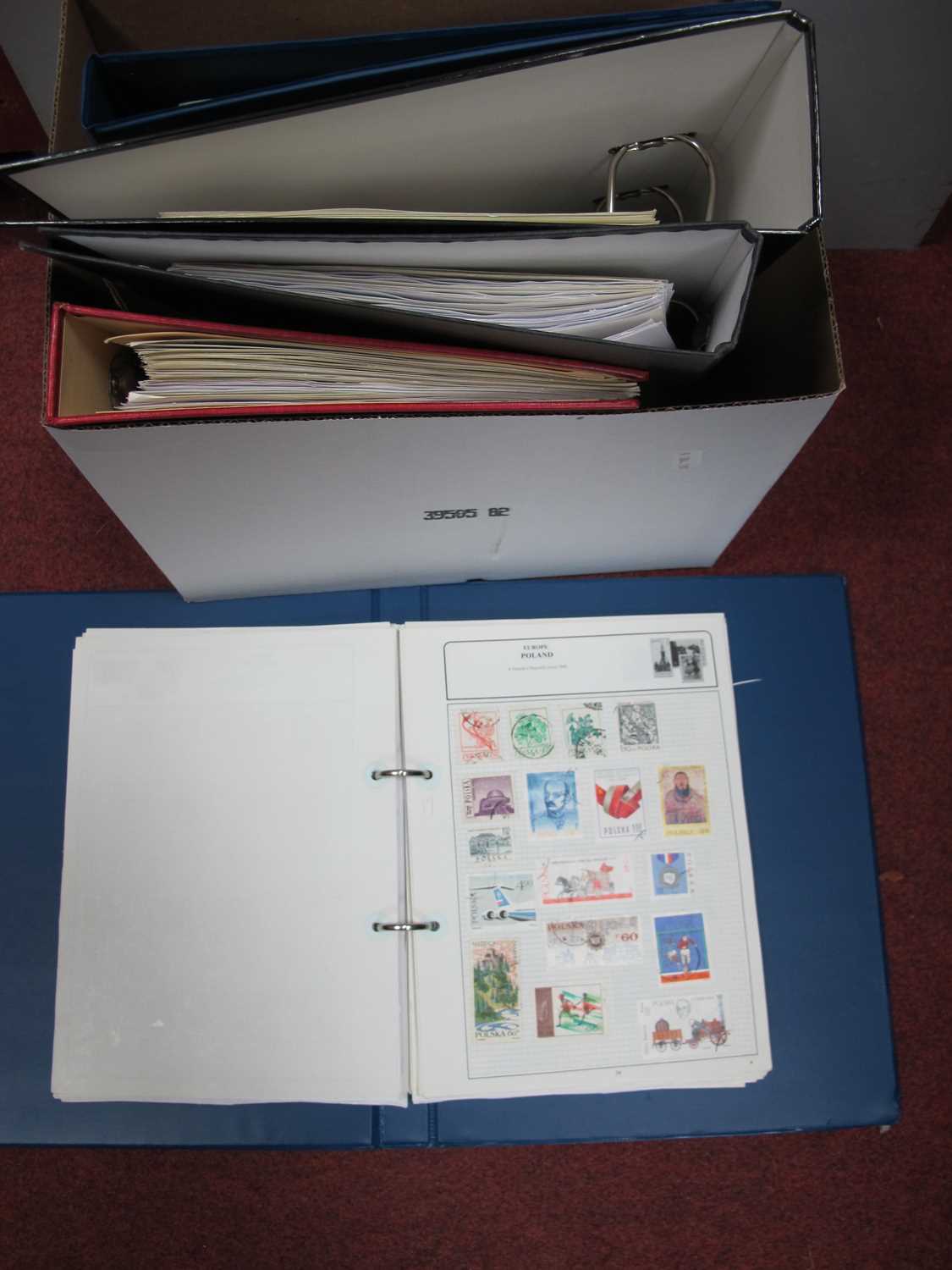 Stamps- a World stamp collection (including GB and Commonwealth), mainly modern, housed in five