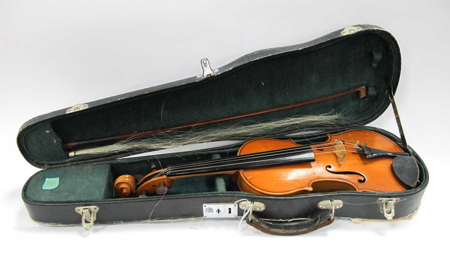 Violin, with two piece back, overall length 51.5cm, length of back 31cm, with bow and case. - Image 10 of 18