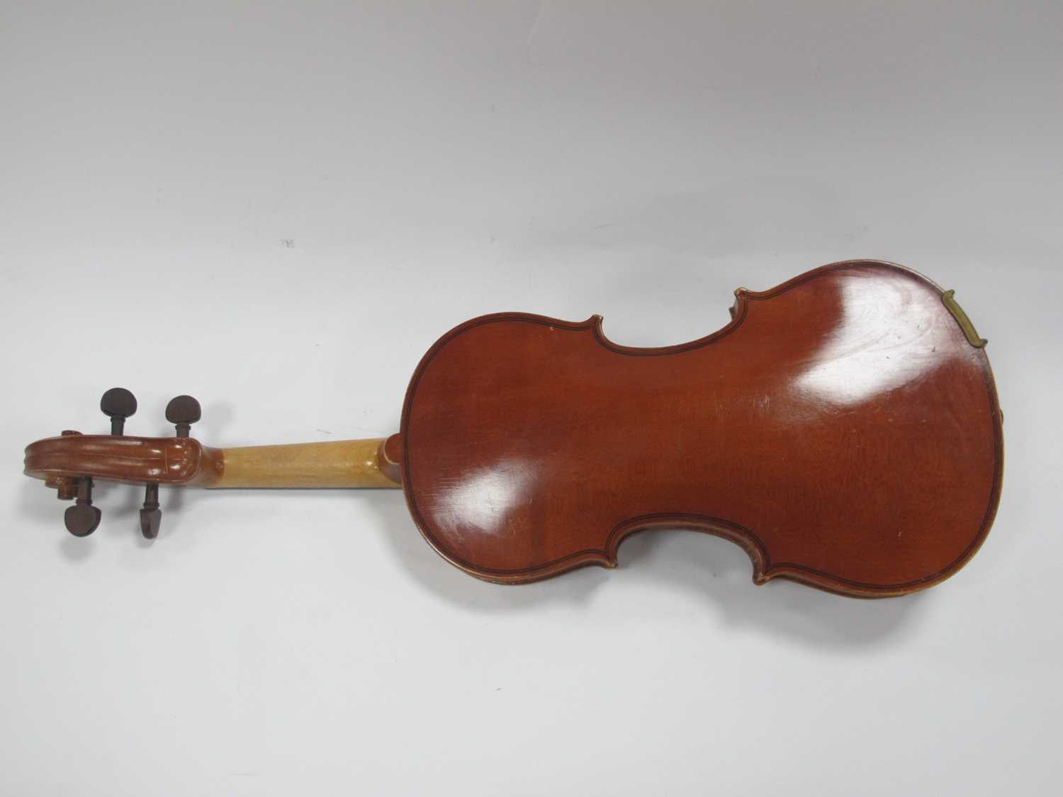 Violin, with two piece back, overall length 51.5cm, length of back 31cm, with bow and case. - Image 11 of 18