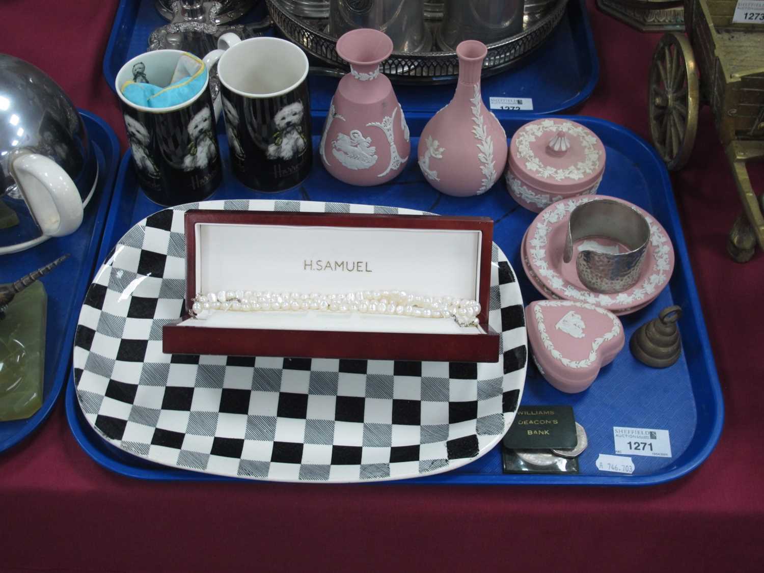 Wedgwood Pink Jasperware Pottery Trinkets (x 6), Meakin 'Checkmate' dish, Harrod's mugs, coins,
