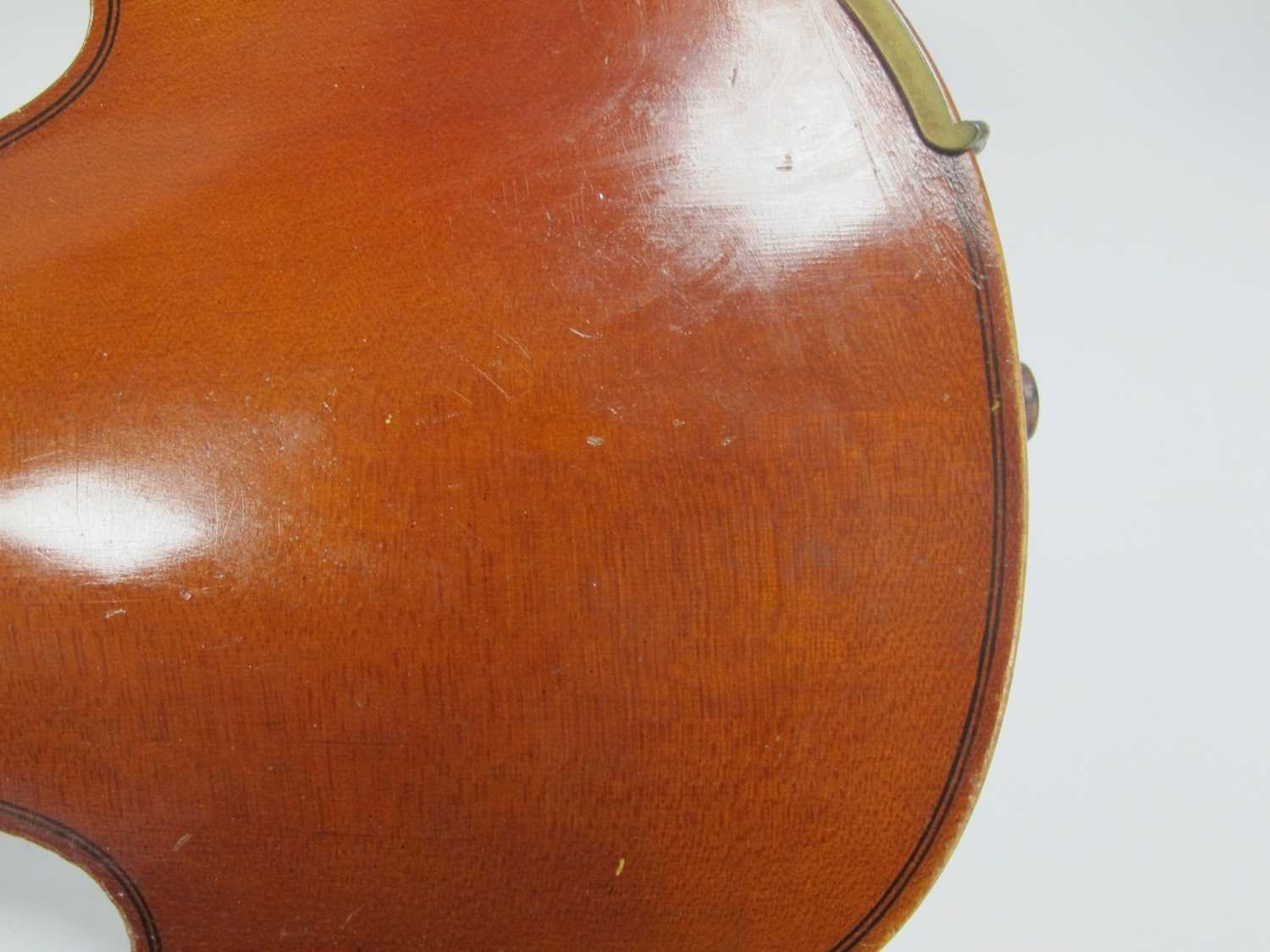 Violin, with two piece back, overall length 51.5cm, length of back 31cm, with bow and case. - Image 15 of 18