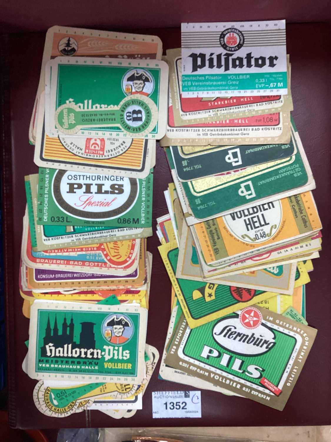 A Good Collection of "East German Labels " Wernesgruvner Pilsner "Hell Volbier" etc, over 700 labels - Image 2 of 3