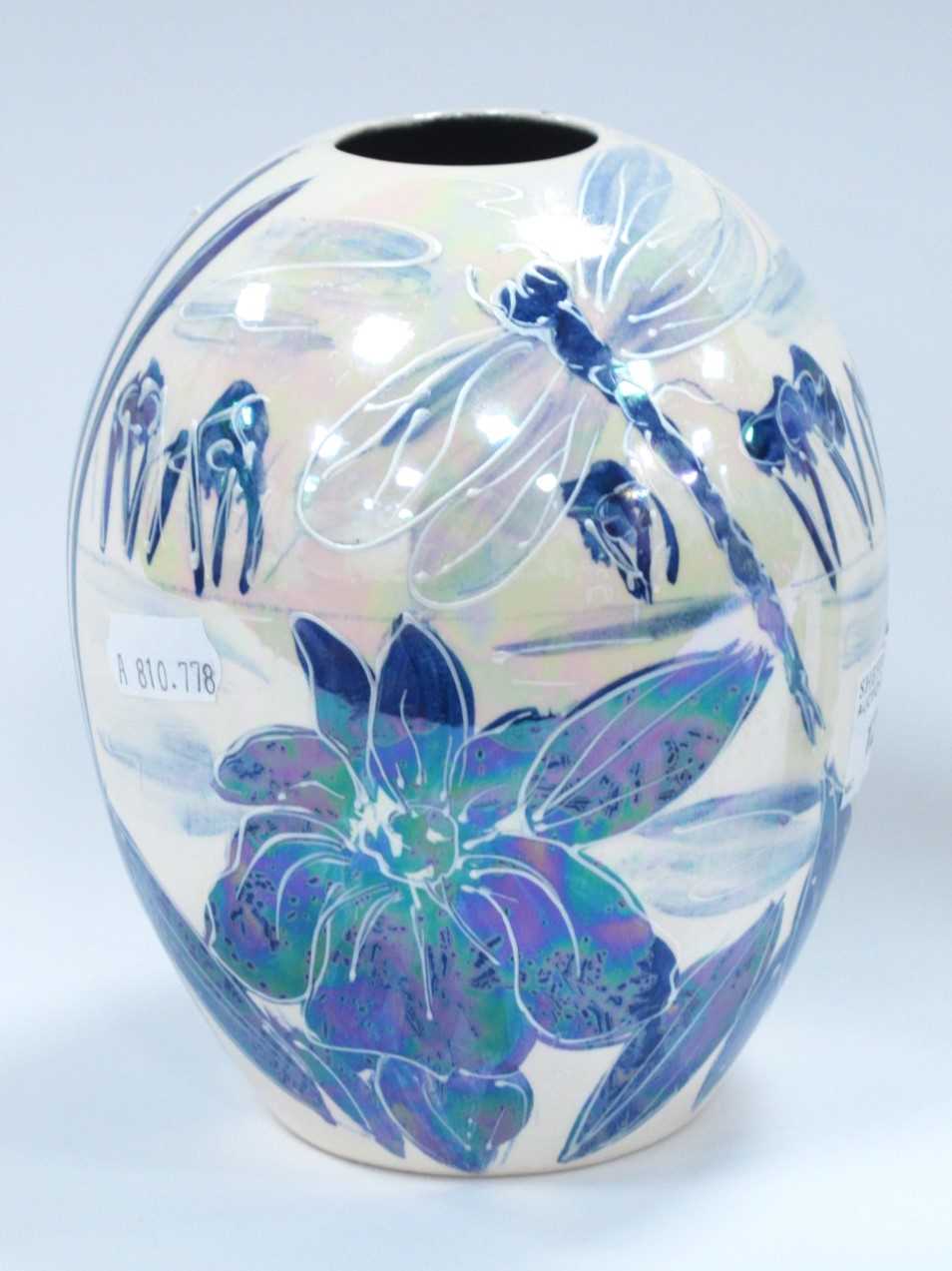 Anita Harris Blue and White Lustre 'Dragonfly' Delta Vase, gold signed, 15cm high.