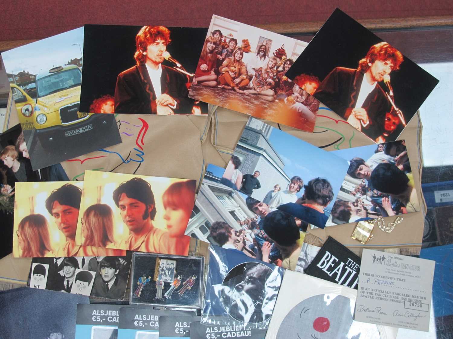 The Beatles - Pendant on Chain, folding booklet, later brooches, images, etc.