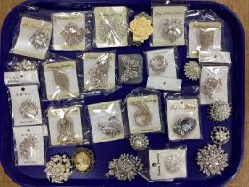 Assorted Modern Costume Brooches, including imitation pearl, cameo style etc :- One Tray