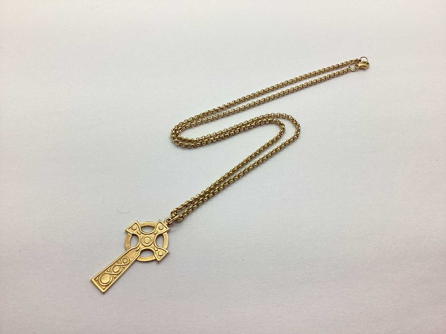 A 9ct Gold Celtic Cross Pendant, on a 9ct gold belcher link chain (11grams). Full UK hallmark to